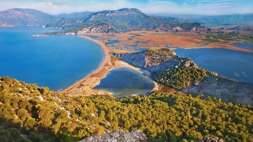 Türkiye’de Bir Başka Deniz: Hem Tatlı Hem Tuzlu, Hem Caretta Hem Huzur!