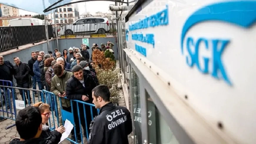 SGK'dan az önce Açıklama geldi; Emeklilikte o Şart değişti
