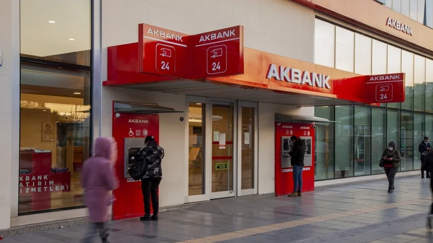 Akbank Yaz Tatiline Gitmek isteyene 35.000 TL Anında Kredi veriyor