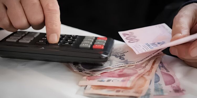 Memur ve Emeklilerin Ocak Zam Oranını Belirleyecek Kritik Veriler Açıklandı! İşte Yeni Tablo