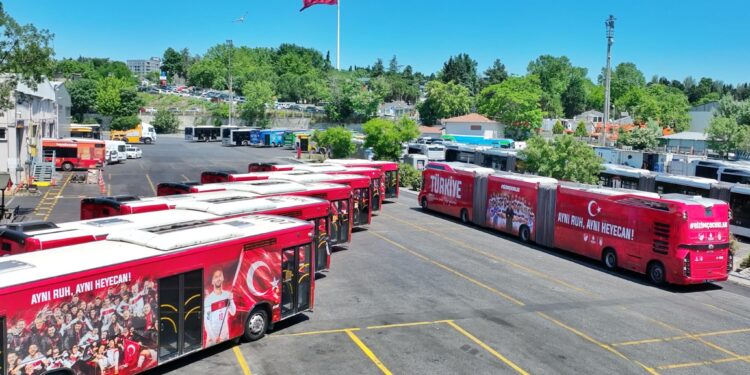 Dünya Kupası coşkusu İstanbul sokaklarında