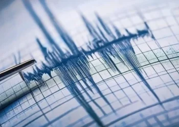 Azerbaycan’da deprem paniği!