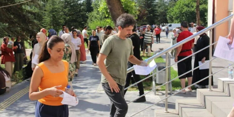 MEB AGS ve ÖABT sınav yerleri belli oldu mu? Sınav giriş belgesi hangi tarihte açıklanacak?