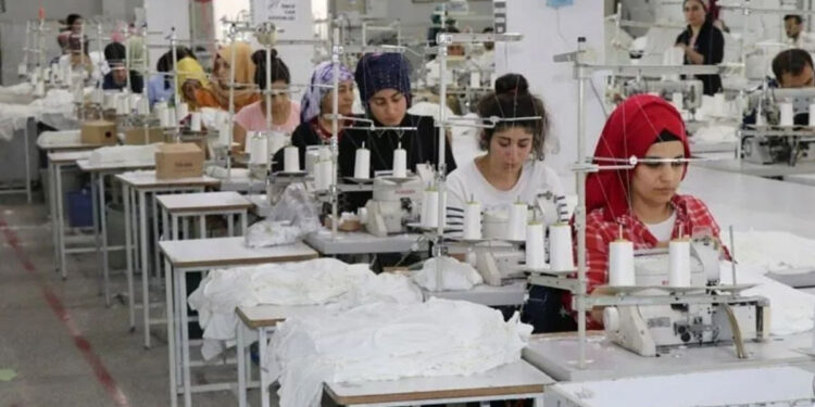 Temmuzda asgari ücrete ara zam olacak mı? Gözler hükümette
