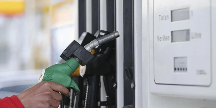 Motorin fiyatlarına yeni zam: 70 TL’yi aştı