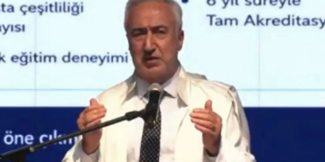 İÜ Rektörü Zülfikar’dan mezuniyet töreninde tartışmalı “evlilik ve bebek” önerisi