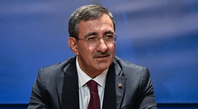 Yılmaz: “Başkalarının silahına güvenerek bağımsız dış politika olmaz”