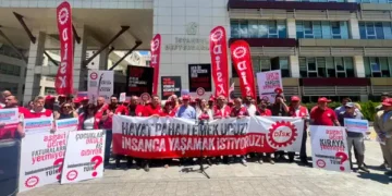 DİSK: Gelirde, vergide, ülkede adalet istiyoruz