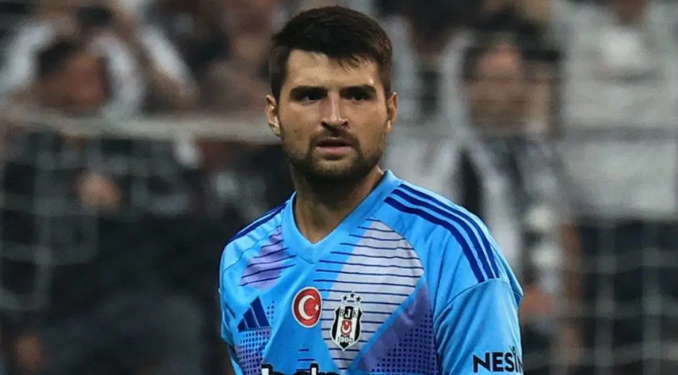 Beşiktaş, Ersin Destanoğlu ile yollarını ayırdığını açıkladı