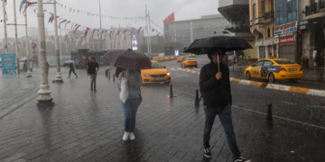 İstanbul’da Sağanak Uyarısı: AKOM Saat Verdi