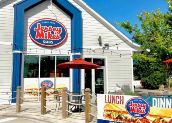 Jersey Mike’s’ın halka arz dosyasında aileye yapılan yüksek ödemeler dikkat çekti