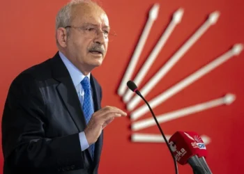 Kılıçdaroğlu’ndan Özgür Özel’e: Partiden ayrılmasına gerek yok