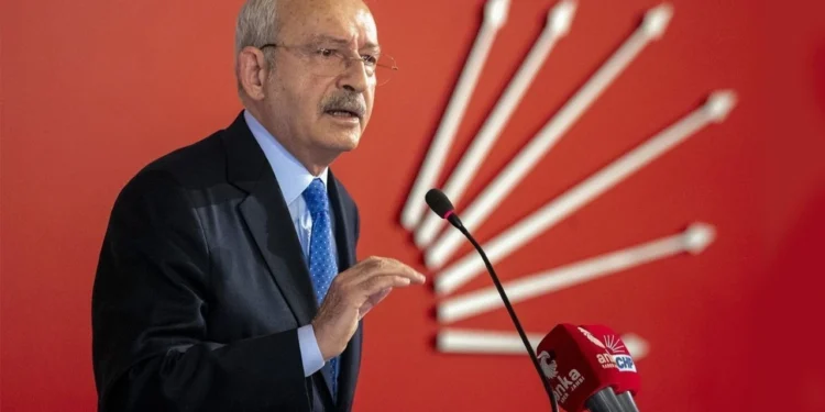 Kılıçdaroğlu’ndan Özgür Özel’e: Partiden ayrılmasına gerek yok