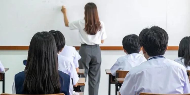 Yerel Yerleştirme ile Öğrenci Alacak Liseler Açıklandı: Liselere Yerel Yerleştirme Nasıl Yapılacak?