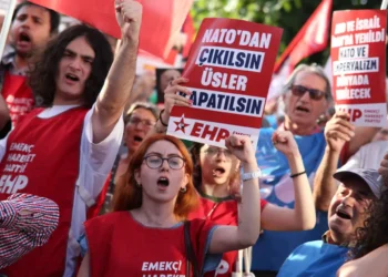 İstanbul’da NATO Zirvesi protestosu: AKM’den Dolmabahçe’ye yürüyüş