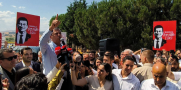 Özgür Özel’den iktidara meydan okuma!