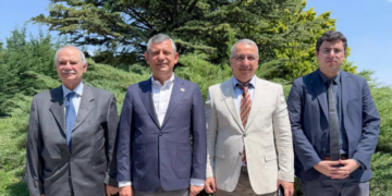 Özgür Özel, yeni parti kurma planlarını ve yol haritasını anlattı