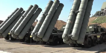 F-35 için S-400’ler Dubai’ye Gidiyor
