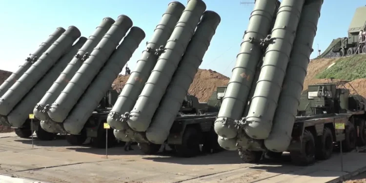 F-35 için S-400’ler Dubai’ye Gidiyor