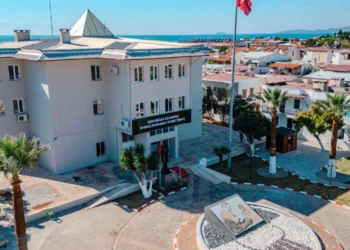 Seferihisar’da Başkanvekili Fuat Gümüş Oldu