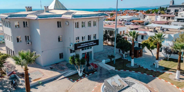 Seferihisar’da Başkanvekili Fuat Gümüş Oldu