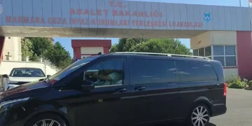 Özgür Özel, İmamoğlu ve Diğer Tutuklu İsimleri Ziyaret Etti