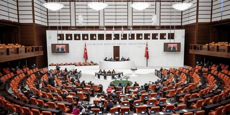 Meclis’te Yoğun Mesai Başlıyor