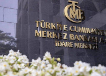 Rezervlerdeki erime 3 milyar doları aştı