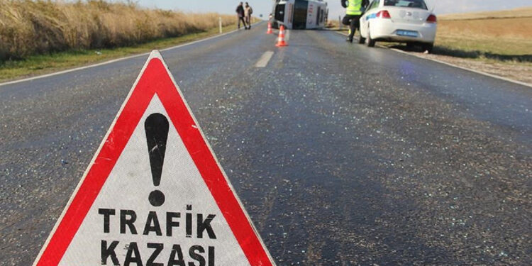 6 ayda 328 bin trafik kazasında 972 kişi hayatını kaybetti