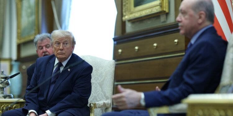 Trump’tan F-35 ve CAATSA Açıklaması: Yaptırımlar Kalkıyor, Karar Verilecek